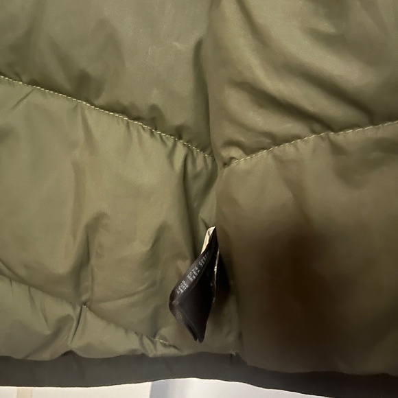 The North Face Women’s Winter Parka - Picture 13 of 16